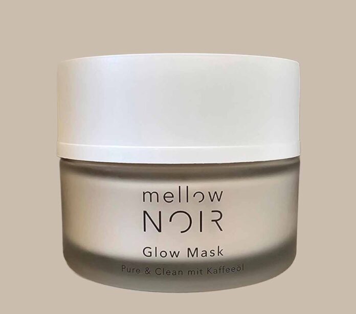 Die Glow Mask von Mellow NOIR enthält Kaffeeöl. Judith Williams hat dafür 100.000 Euro bezahlt, um 35 % der Firma zu bekommen. Das war in der Show 